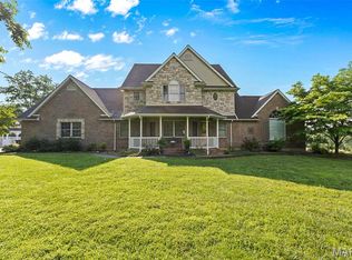 1542 Whitetail Dr, Fredericktown, MO 63645