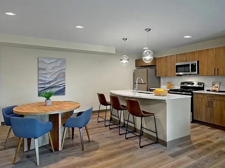 The Jade Residences at Waterfall Glen — Photo 5