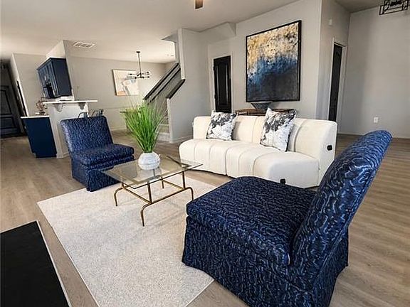 4th image of 3142 Imperial Cir SW