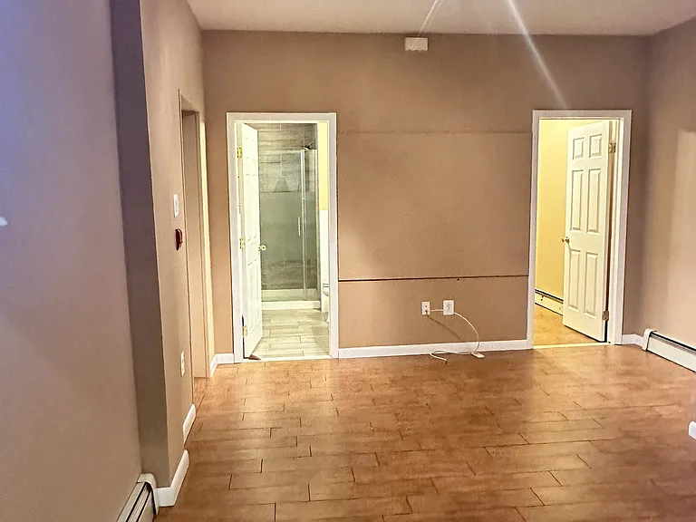 2637 E Ontario St #1B — Photo 5