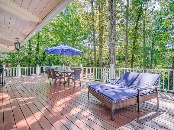 5th image of 6574 Bluewaters Dr