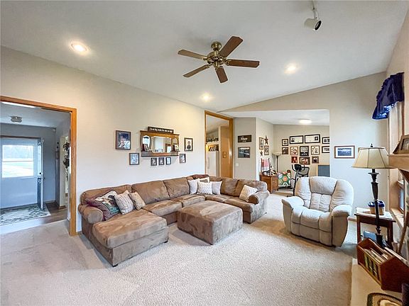 4th image of 6016 NE 118th Ave