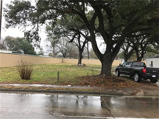 1st image of 7732 Airline Dr