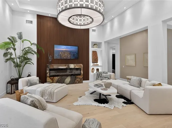 55 Avenida Sorrento, Henderson, NV 89011