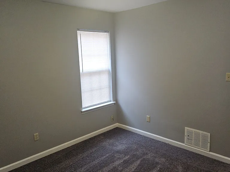 8382 Regal Bend Dr — Photo 20