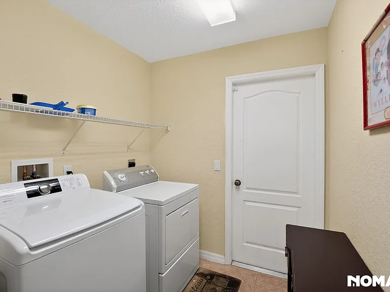 289 W Pine Valley Ln — Photo 1