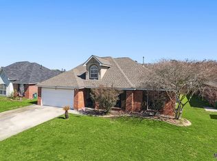 38428 Highland Terrace Ave, Denham Springs, LA 70706