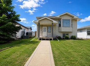 12830 N 94th St, Grande Prairie, AB T8X1R2