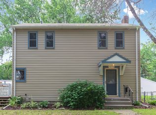 1274 Matilda St, Saint Paul, MN 55117