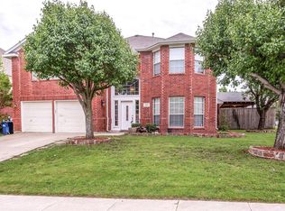 2004 Hemingway Dr, Denton, TX 76210