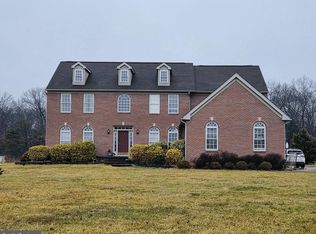 1 Harvest Dr, Pittsgrove, NJ 08318