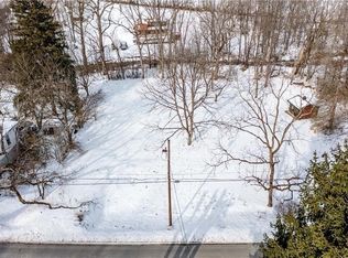 595 Oakford Park Rd, Jeannette, PA 15644