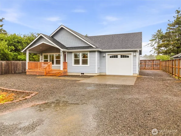 410 Ensign Avenue NW, Ocean Shores, WA 98569