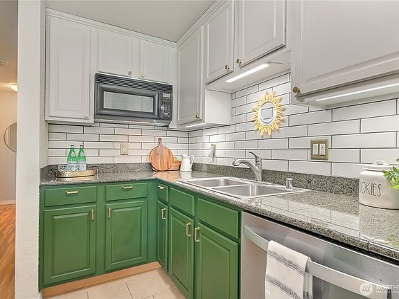 3rd image of 20320 Bothell Everett Hwy #D102