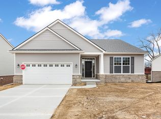 903 Preserve Ln, White Lake, MI