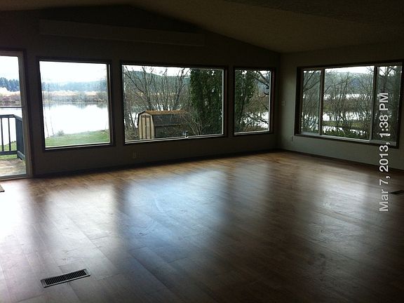 4th image of 134 Shenandoah Dr
