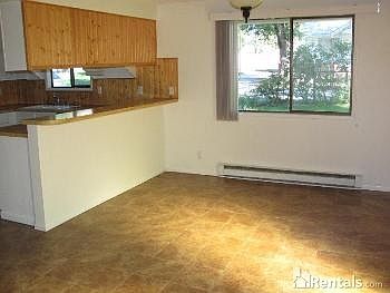 4th image of 8606 E Valleyway Ave