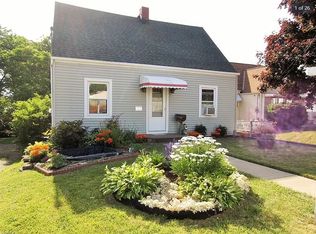 1415 Lake Ave, Elyria, OH 44035