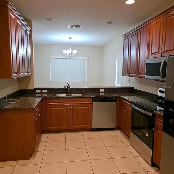 1110 Chervil Dr — Photo 7