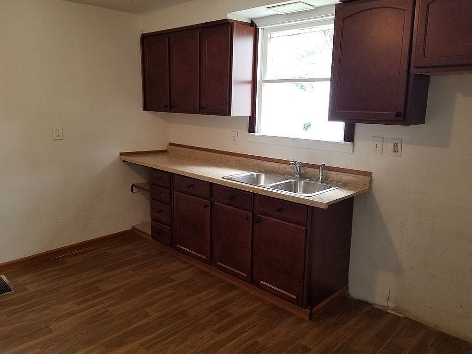 1st image of 1708 Anderson Ave