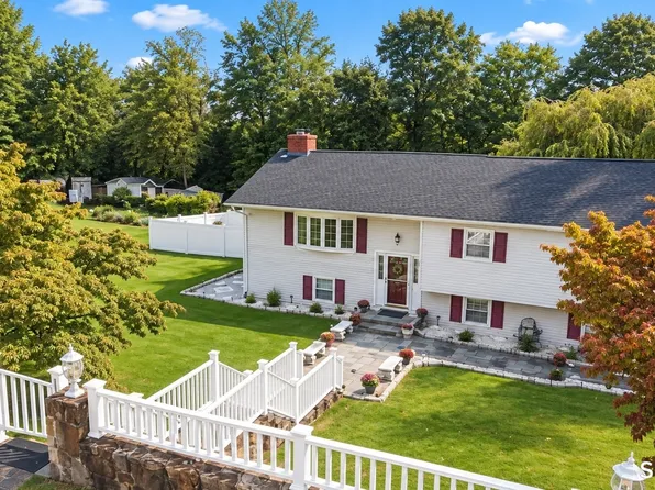 2-B Sunrise Road, Danbury, CT 06810