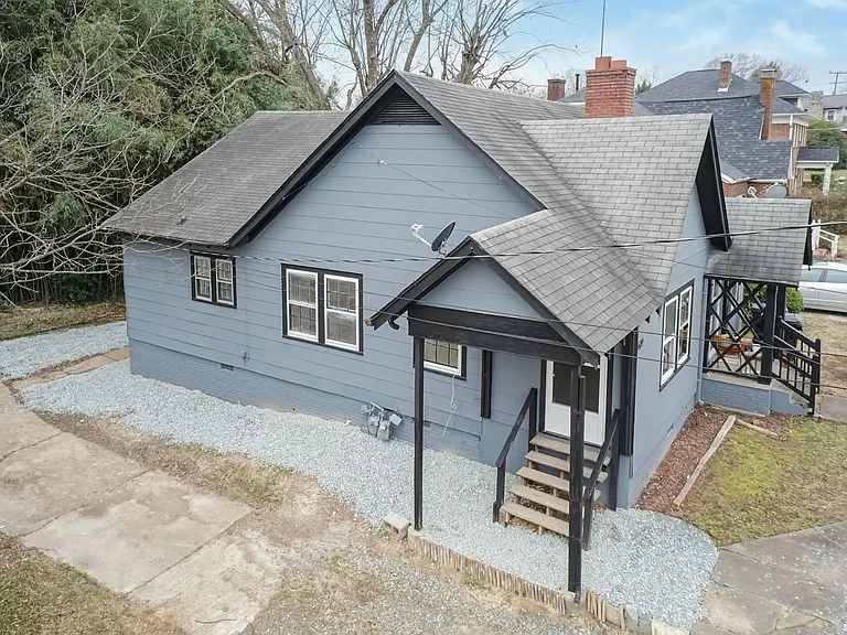 N Main St Duplex — Photo 1