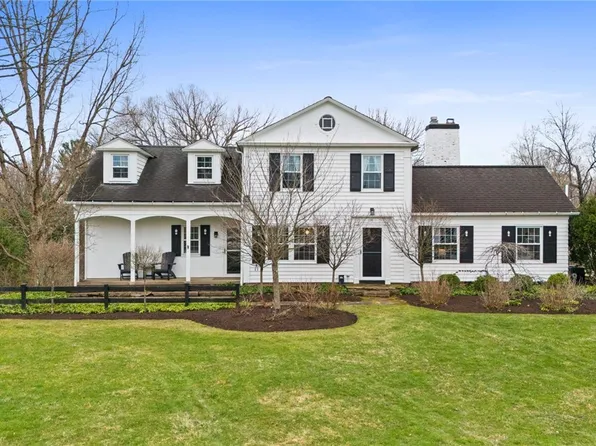 118 Kenton Rd, Chagrin Falls, OH 44022