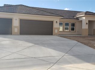 4780 E Honey Locust Dr, Pahrump, NV 89061