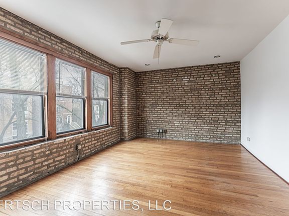 3rd image of 1228 W Carmen Ave APT 2A