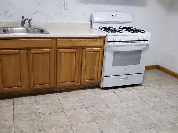 2nd image of 2112 150th St