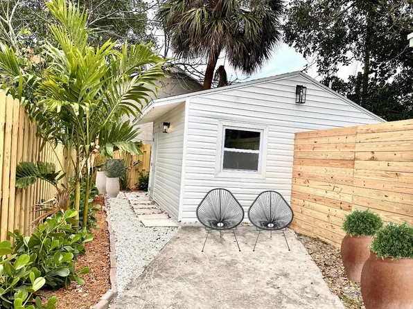 505 El Vedado #B, West Palm Beach, FL 33405