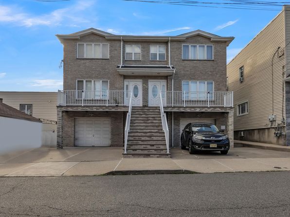 311 6th St APT C
