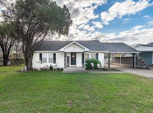 5737 Ridge Ln, Fort Worth, TX 76114