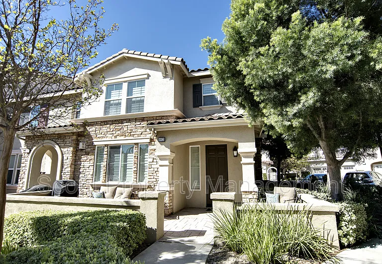 40021 Spring Place Ct — Photo 1