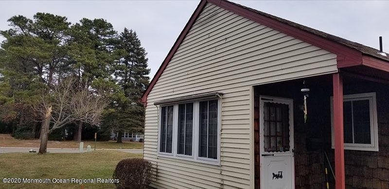 1st image of 11A Penwood Dr #54A