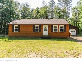 5 Hope Ave, Steep Falls, ME 04085