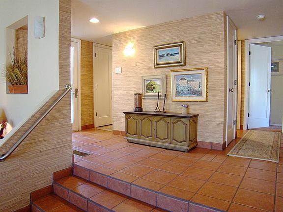 5th image of 4259 Indian Springs Dr NE