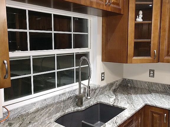 5th image of 5329 Black Pine Dr