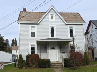102 Hazel St, Zelienople, PA 16063