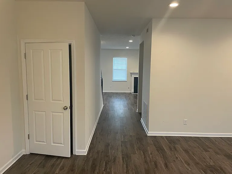 10056 Gallop Ln — Photo 4