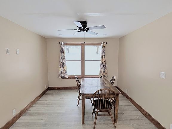 3rd image of 3757 Hamden Hill Rd