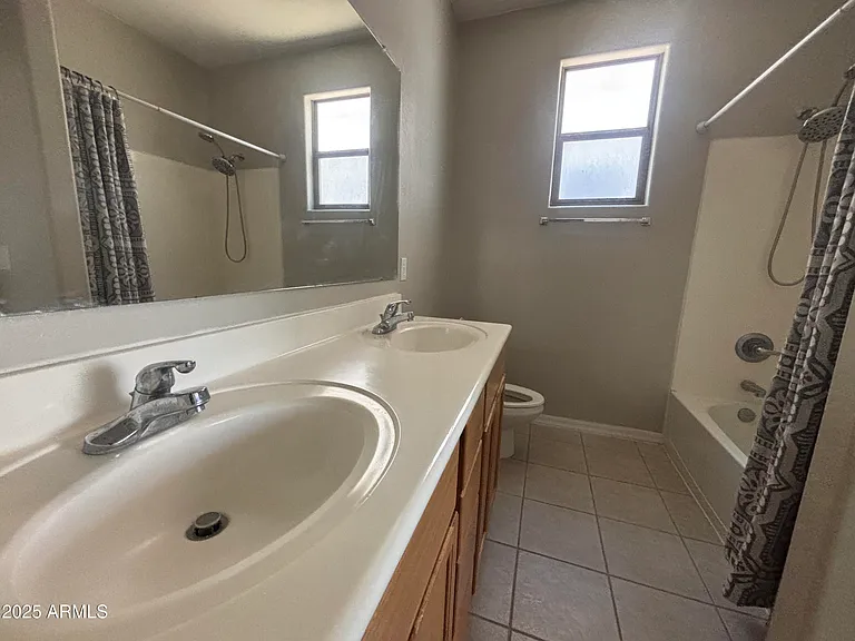 3942 E Claxton Ave — Photo 15