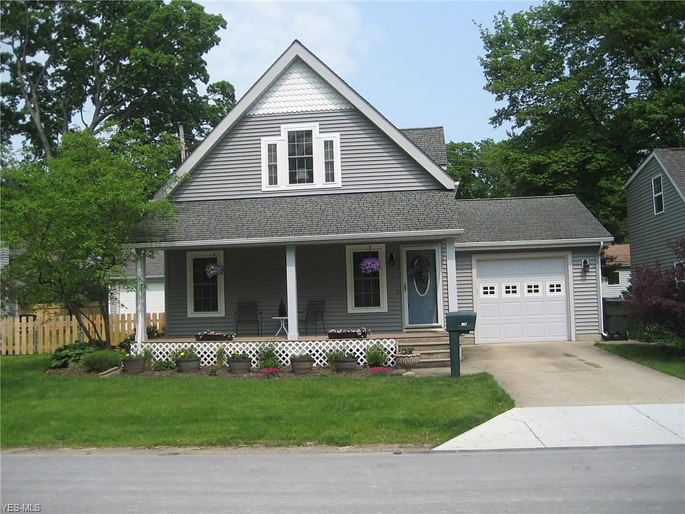 1st image of 267 S Point Dr
