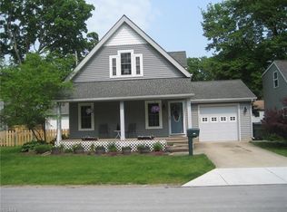 267 S Point Dr, Avon lake, OH 44012