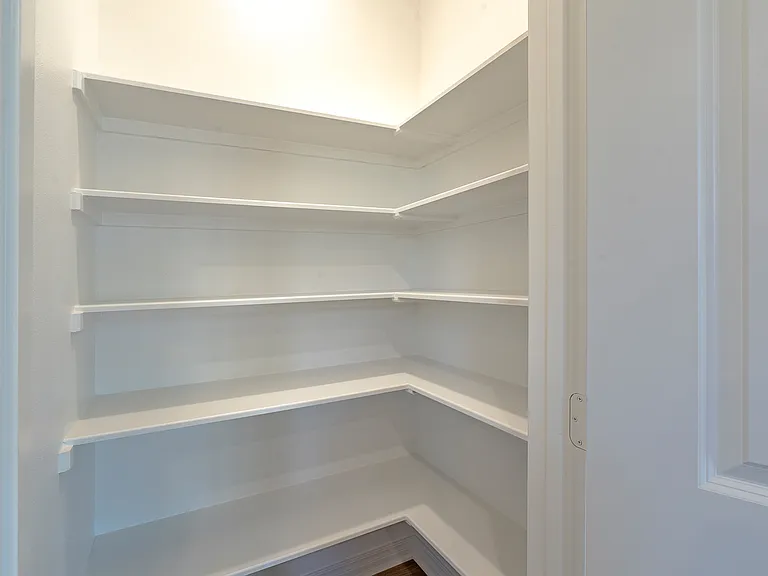3504 Zach Ct — Photo 10