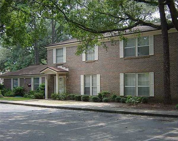 1st image of 8035 Tippin Ave