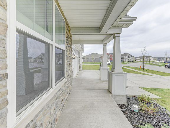 3rd image of 11429 Clyde Dr