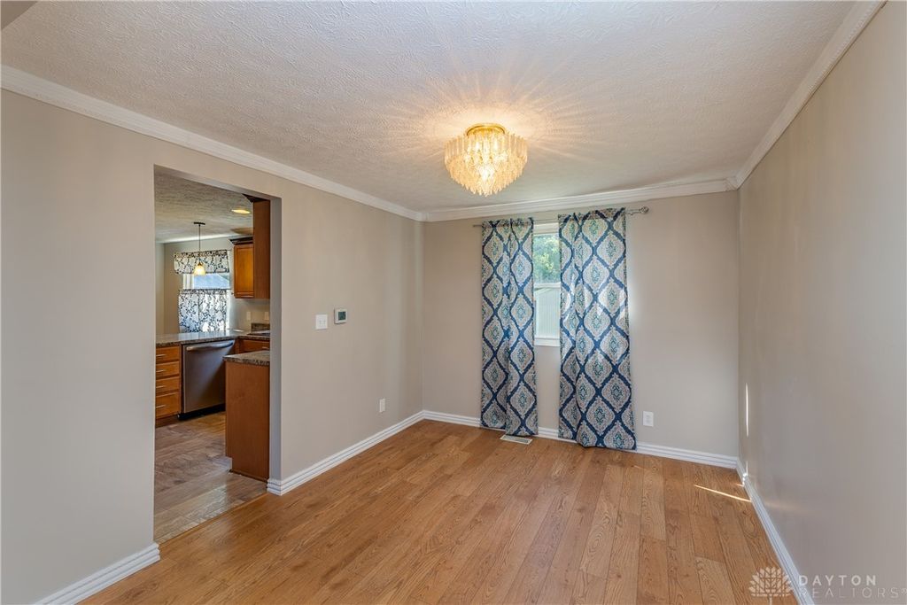 825 Martindale Rd, Englewood, OH - View 6