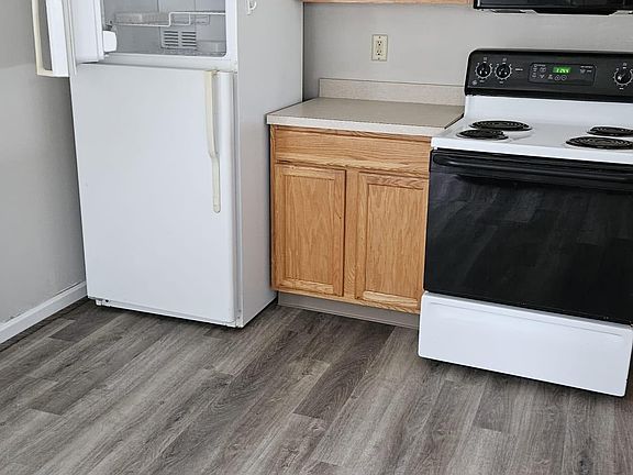 5th image of 417 Tartan Dr