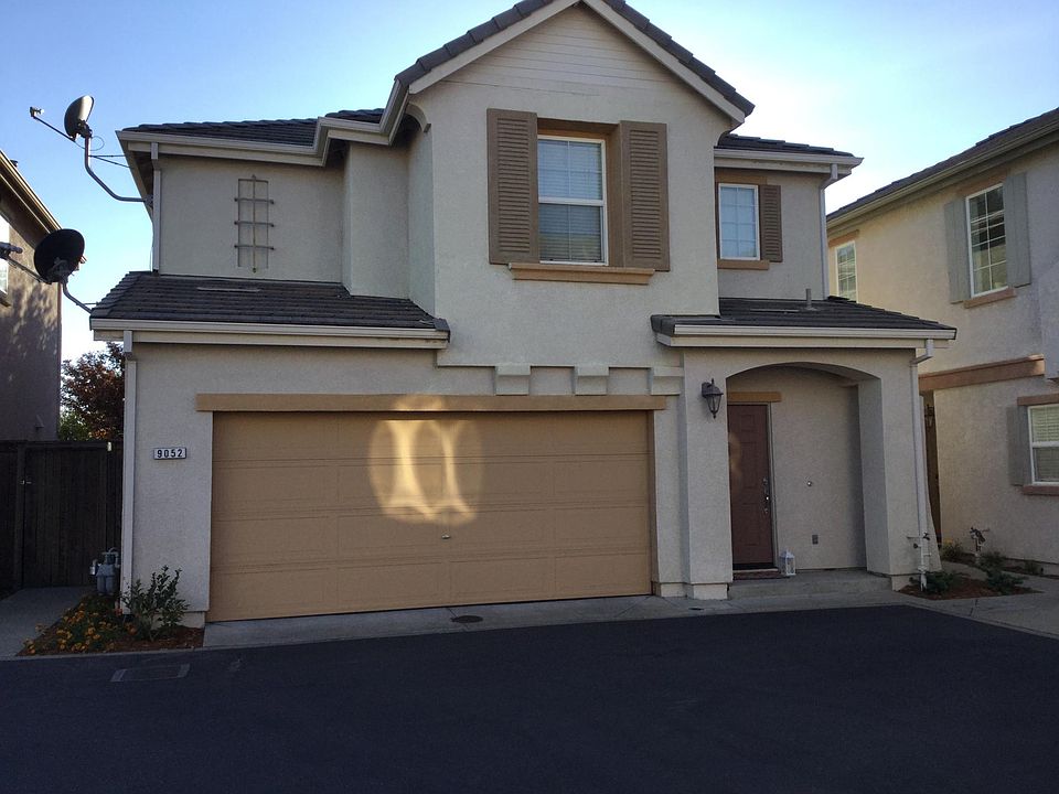 1st image of 9052 Cortina Cir